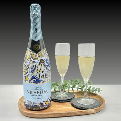 Vilarnau Brut Reserva Organic Vegan Cava Gaudi Sleeve 75cl with 2 x Champagne flutes in Luxury Presentation Box