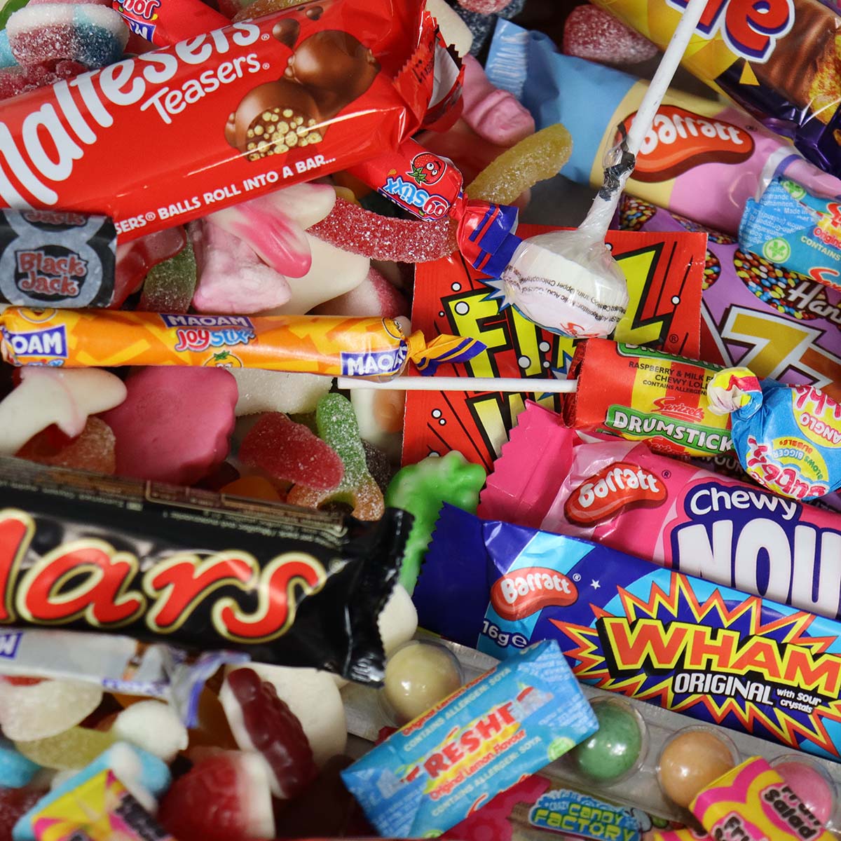 Multimix Sweets Large Mega Mix Chocolate, Retro Sweets & 2kg Pick N Mix Gift Hamper