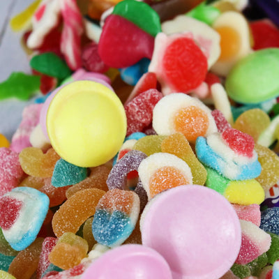 Chocolate Lovers & Ultimate 1kg Pick N Mix Signature Gift Hamper