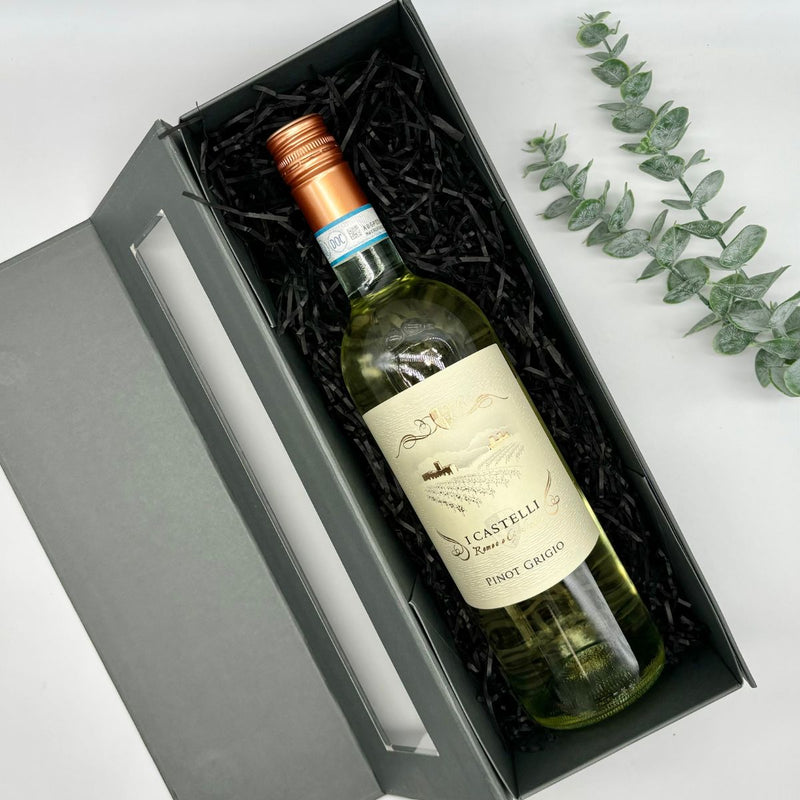 I Castelli Pinot Grigio DOC 75cl presented in a gift hamper