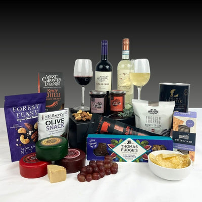 Introducing the Keswick Luxury Food Gift Hamper, a sublime collection of gourmet treasures inspired by the picturesque village of Keswick nestled in the stunning Lake District.