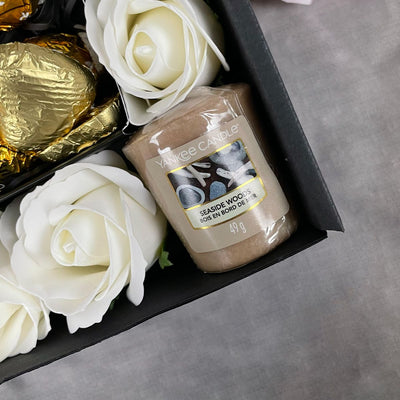 Yankee Candle Ultimate Gift Hamper With Ivory Roses official yankee candle votives seaside woods