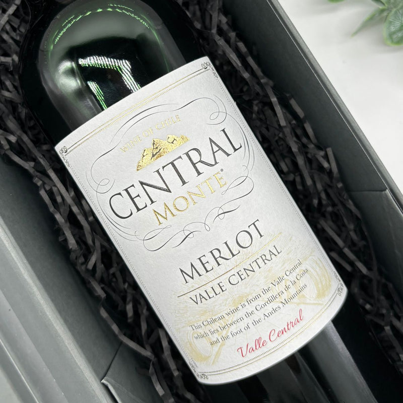 Central Monte Merlot & Chardonnay Wine Duo Gift Set. Front of Merlot bottle
