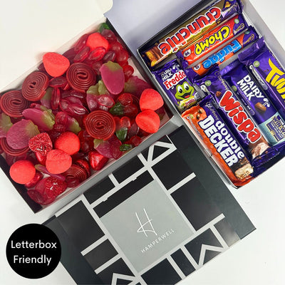 Coffret cadeau Red Sweets dans une boîte aux lettres