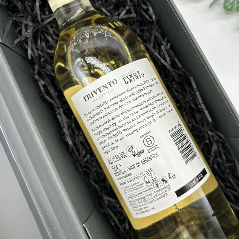 Trivento Private Reserve Malbec & Pinot Grigio Wine Duo Gift Set. Back of Pinot Grigio bottle.
