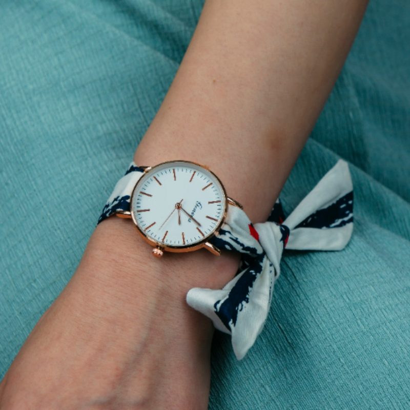 Red Star Print Changeable Fabric Strap Tie Knot Women Geneva Wristwatch