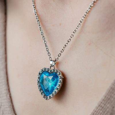 Large Titanic Blue Heart Zircon Vintage Diamond Pendant Necklace